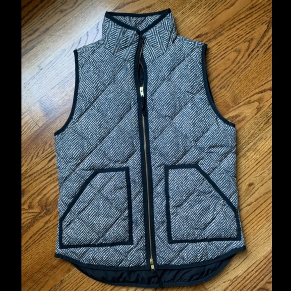 J Crew black and white patterned vest